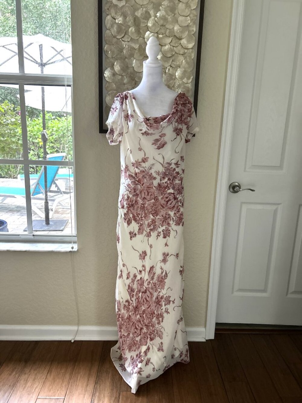 Vintage Nostalgia Cream & Blush Floral Maxi Dress